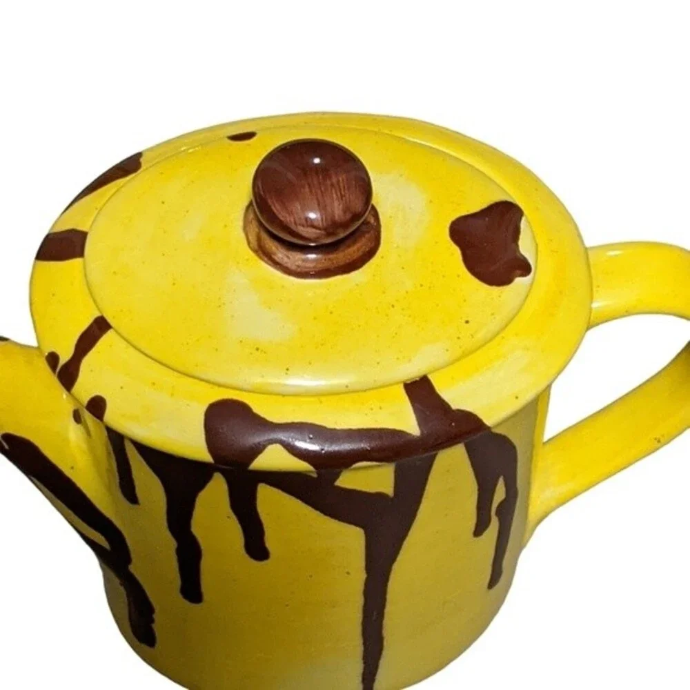 Tea coffee chocolate pot pitcher ceramic yellow brown dripping